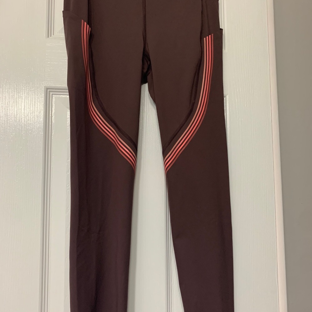 Fast and Free High Rise Reflective Crop 23.